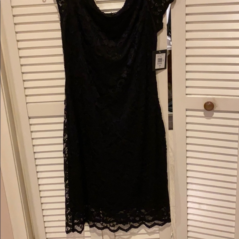 Dress - Picture 3 of 3